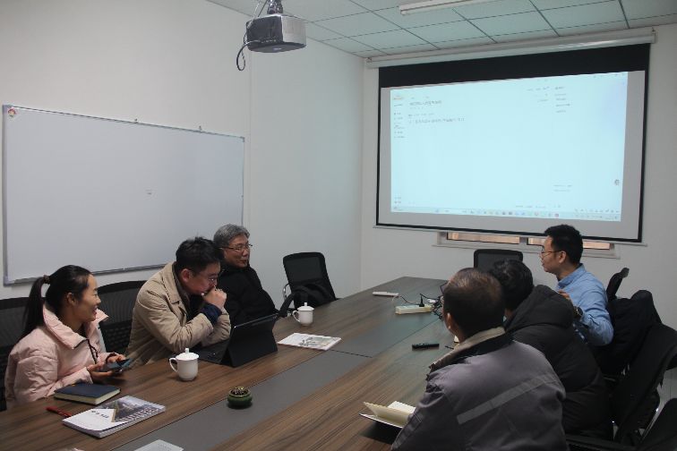 Shandong Lannuok Zarata Laborategirako eta Zarata Kontrolerako Proiektuaren hasiera eztabaidatu du KWAK irakaslearekin, Moon Kyu, Ph.D.eta Liang Tongho Dongguk Unibertsitateko (Hego Korea) ordezkariarekin